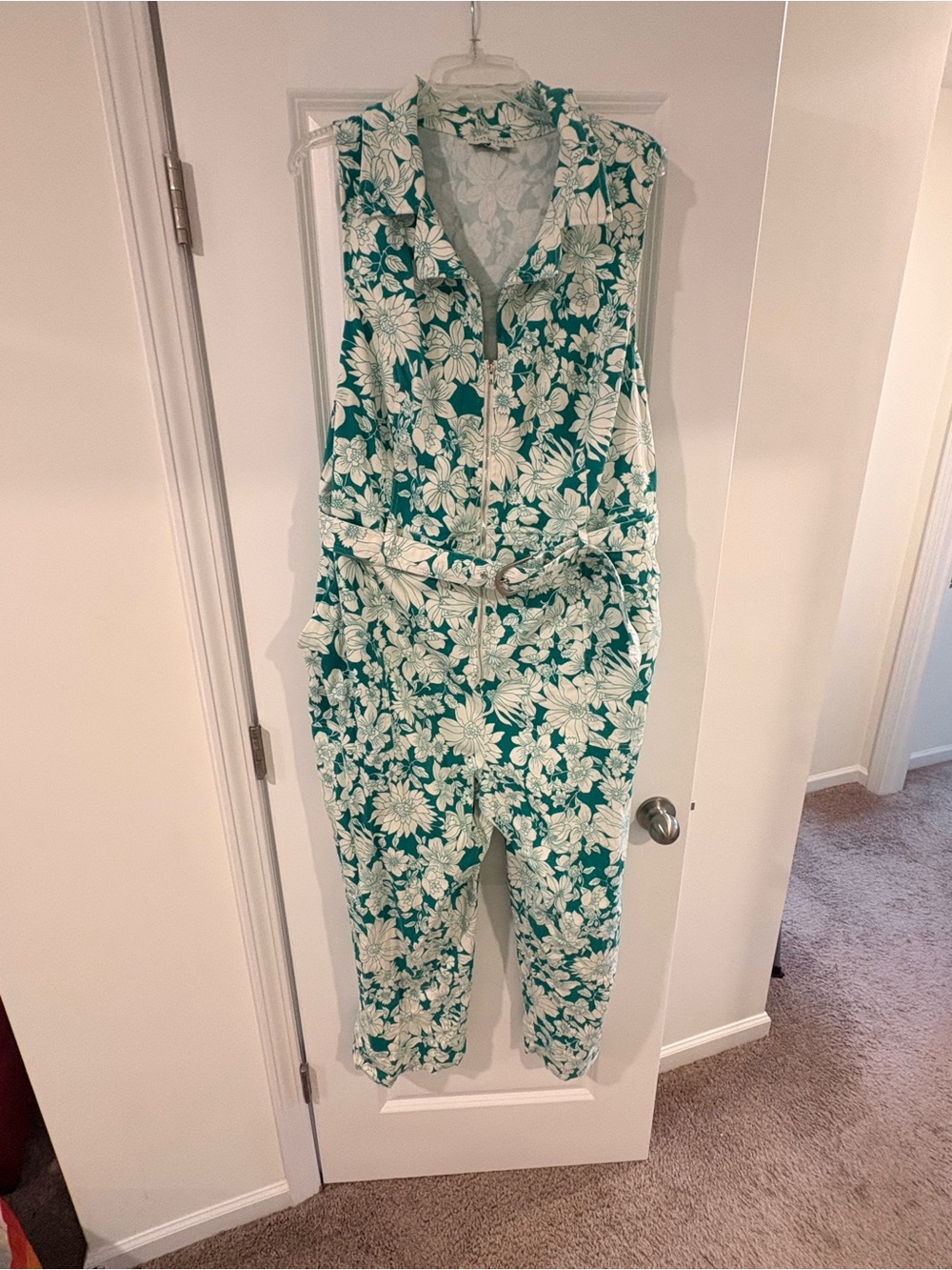 Sleeveless Floral Jumpsuit in Green and White 2X NWOT